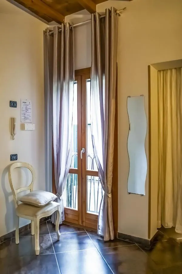 Couette-café L'Ippogrifo Apartment Ferrare